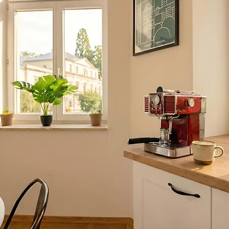 Na Granicy 6 דירה *